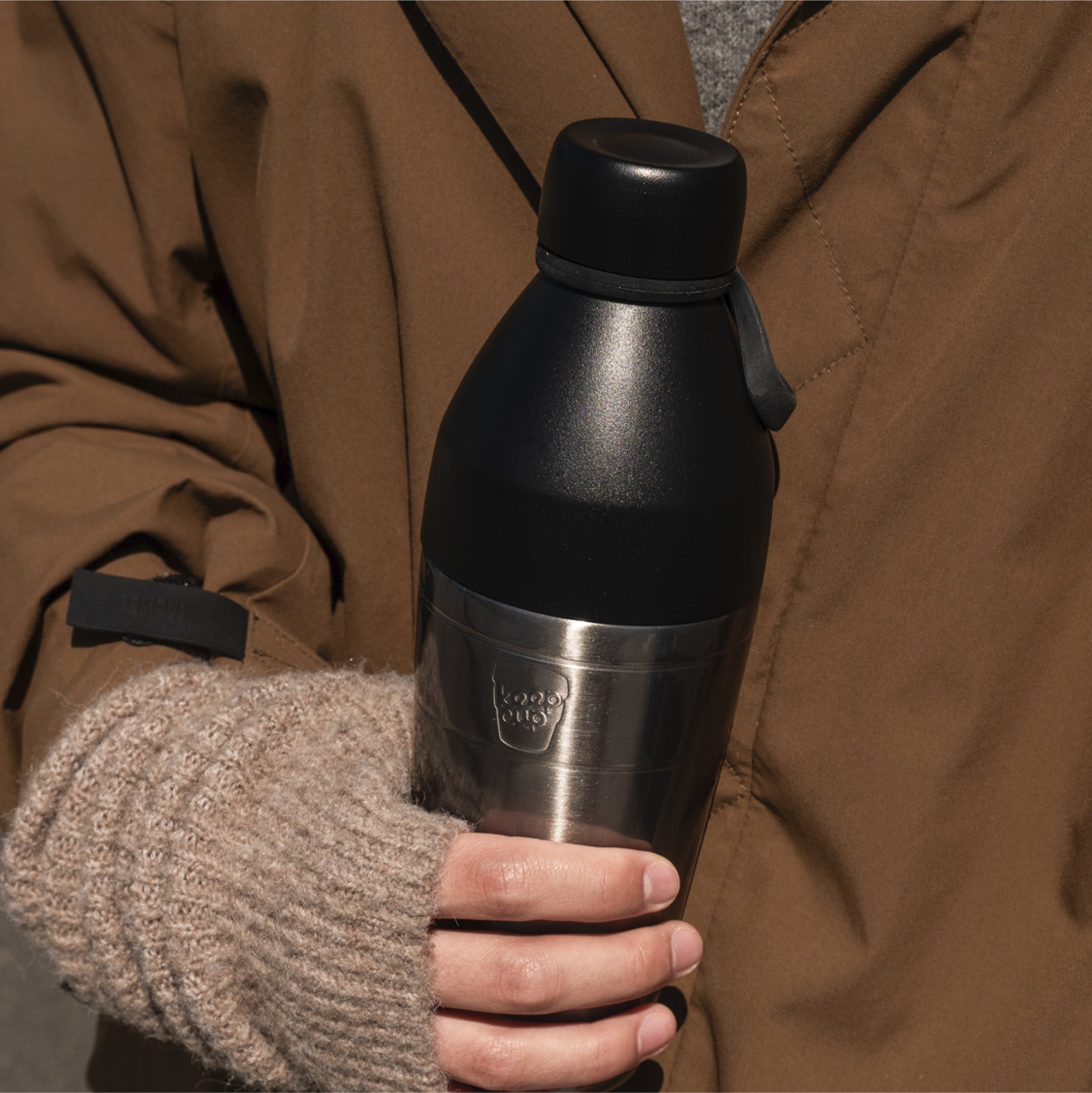 Just Essentials | Black Electric